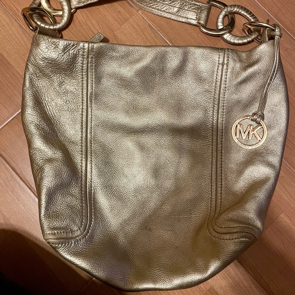 Good Michael kors bag